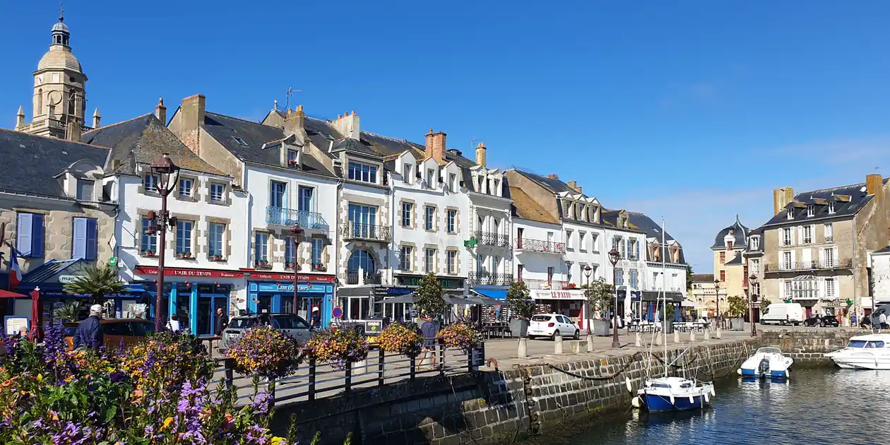 Le port et les façades du Croisic, presqu'île guérandaise